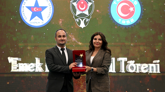 Güvenlik-İş Sendikası, Gazeteciler ve Basın Bayramı dolayısıyla "Emek Dostu Ödül Töreni" düzenledi
