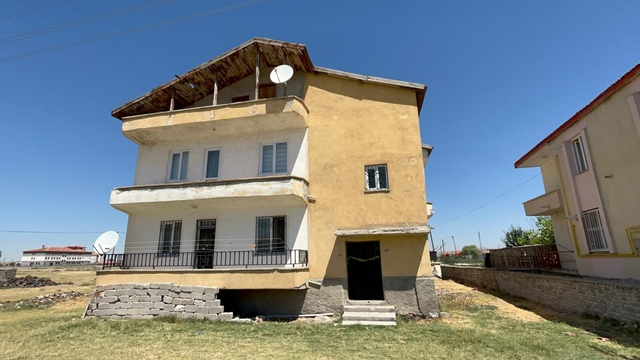 Aksaray'da bir kişi tartıştığı ağabeyini bıçaklayarak öldürdü