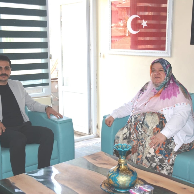 Mihalgazi Kaymakamı Çiçek'ten Belediye Başkanı Güneş'e veda ziyareti