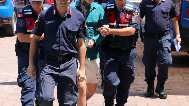 Rusların cinayetle biten kavgasında 2 şüpheli tutuklandı