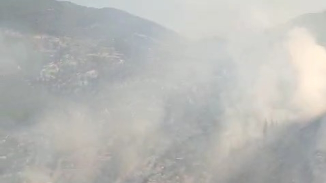 Antalya'da 3 yangın kontrol altında, 1'ine müdahale sürüyor (4)