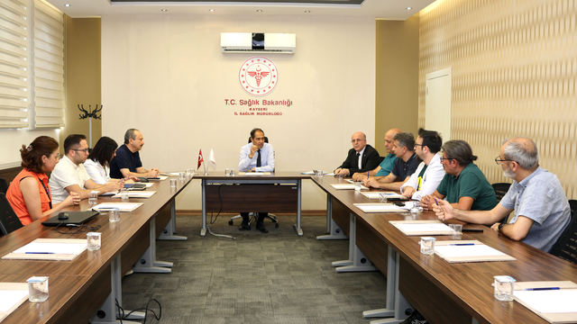 Kayseri İl Sağlık Müdürlüğünde "Yoğun Bakım Hizmetleri Değerlendirme Toplantısı" yapıldı