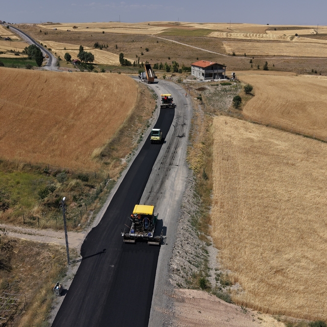 Kocasinan'da 15 kilometrelik grup yol tamamlanma aşamasına geldi