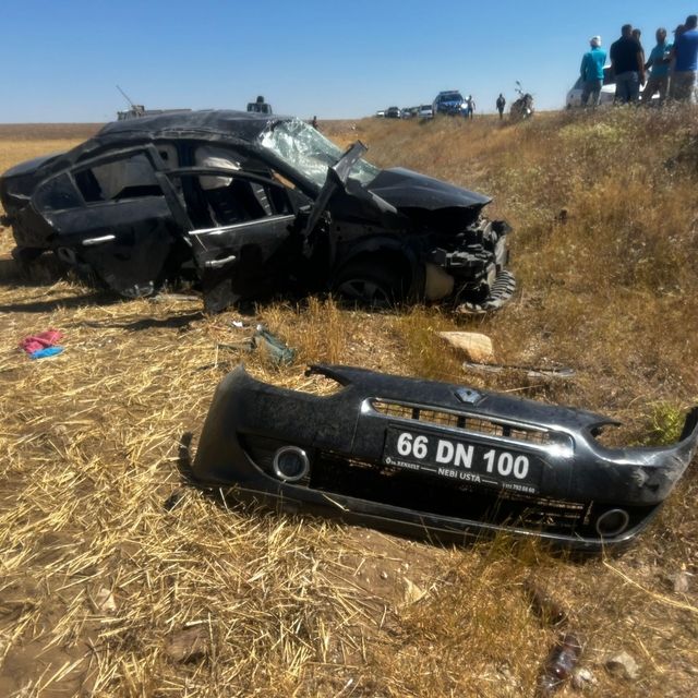 Yenifakılı Belediye Başkanı Sarıaslan, kazada hayatını kaybetti