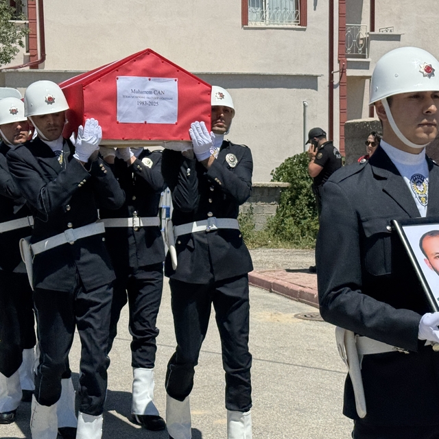 Orman yangını şehitlerinden Muharrem Can'ın cenazesi Konya'da defnedildi