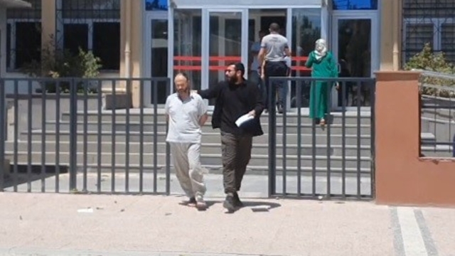 Tartıştığı annesini bıçaklayarak öldüren şüpheli tutuklandı