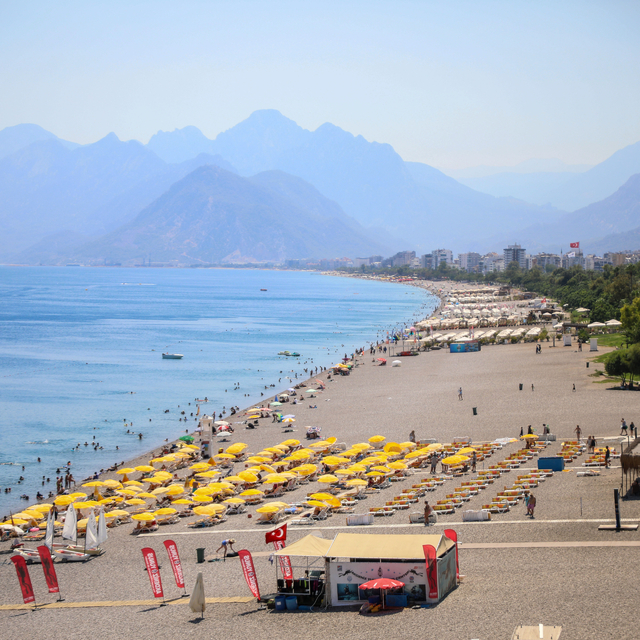 Antalya'da 95 yılın temmuz sıcaklık rekoru kırıldı