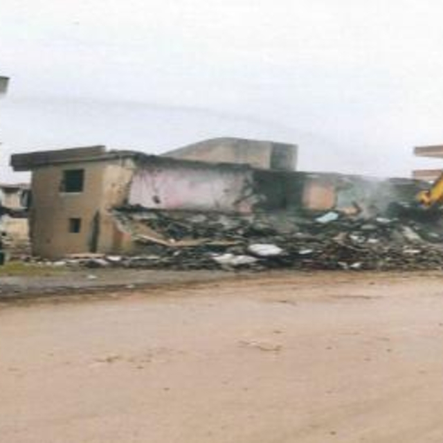 Batman'da riskli yapıların yıkımı sürüyor