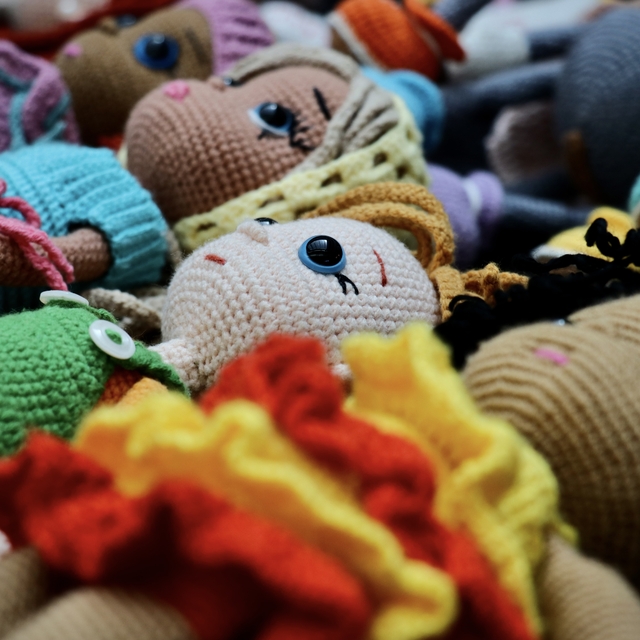 Samsun'da dezavantajlı kadınların el emeği ürünlerinin yer aldığı sergi açı...