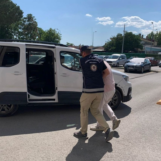 Erzincan'da göçmen kaçakçılığı iddiasıyla 2 şüpheli tutuklandı