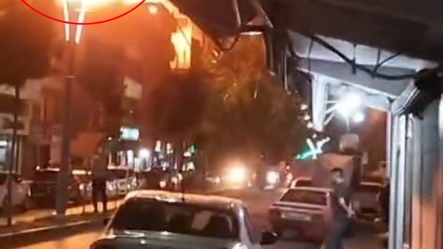 Batman'da çatı katındaki patlama kamerada