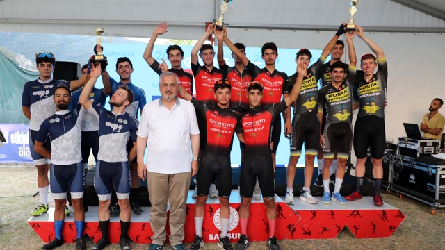 Kapıkayafest'te düzenlenen bisiklet yarışının ilk turu tamamlandı