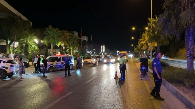 Alkollü sürücünün kullandığı otomobilin çarptığı yaya öldü