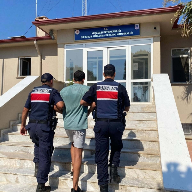 Kaçak göçmen, Sisam'a yüzerek geçmek için hazırlık yaparken yakalandı