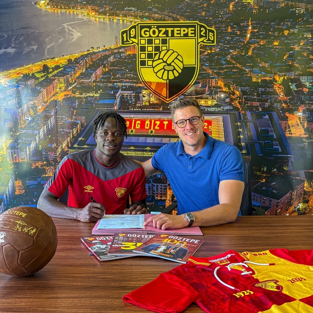Göztepe Junior Olaitan Ishola ile imzaladı