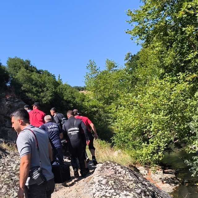 Samsun'da baraj gölüne giren 2 kişi boğuldu