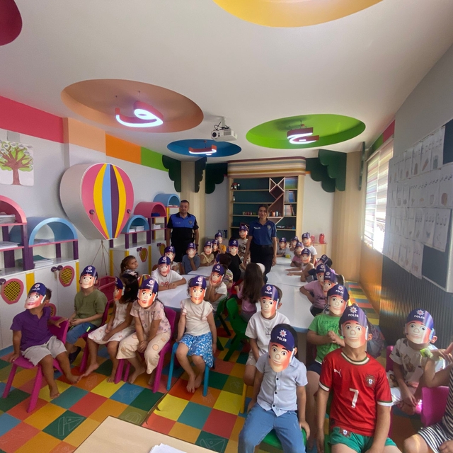 Anamur'da Kur'an kursu öğrencilerine trafik eğitimi verildi