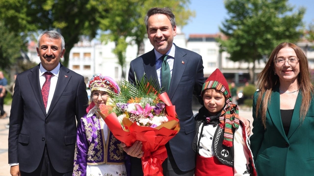 Enerji ve Tabii Kaynaklar Bakanı Bayraktar, Edirne Valiliğini ziyaret etti