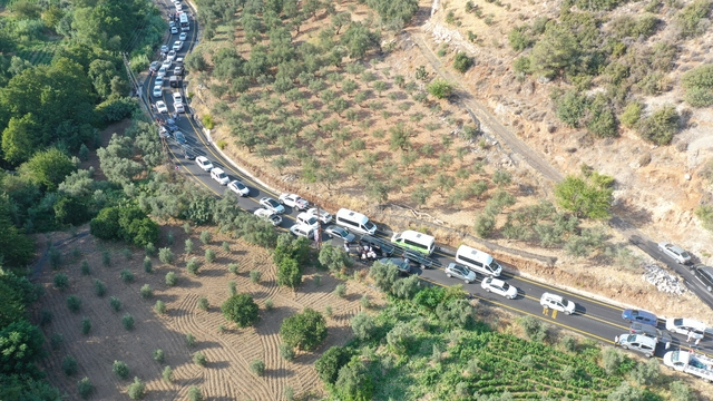 Hatay'da iki ilçeyi birbirine bağlayan Serinyol-Madenli kara yolu törenle açıldı