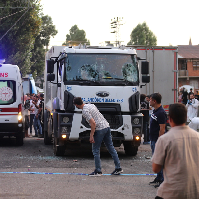 Erzurum'da çöp kamyonunun çarptığı 4 yaşındaki çocuk hayatını kaybetti
