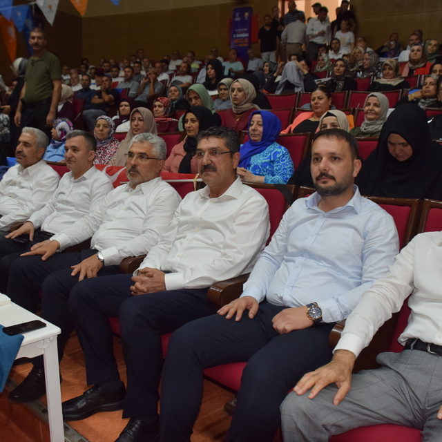 Batman'da "AK Parti Genişletilmiş İl Danışma Meclisi Toplantısı" yapıldı