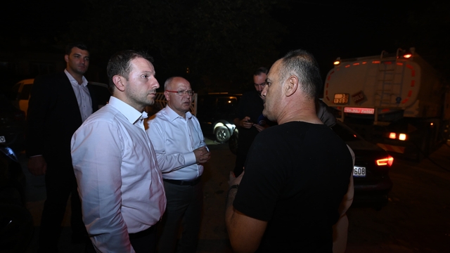 AK Parti heyeti Gürsu ve Kestel arasındaki yangın bölgesinde incelemelerde bulundu