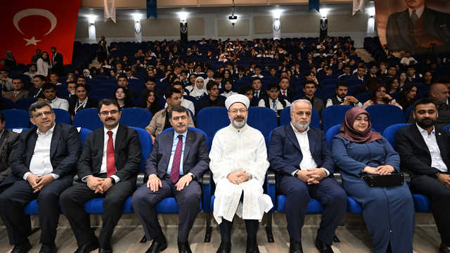 "Birlik ve Barış İçin Model Birleşmiş Milletler" konferansı