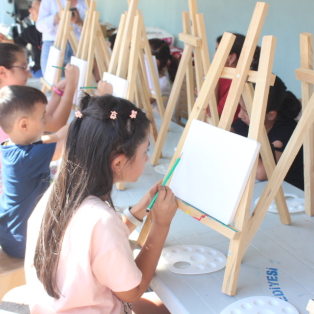 Gülnar'da düzenlenen "Çocuk Festivali" başladı