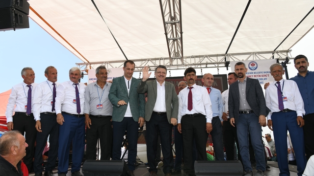 Trabzon'da "11. Taşlıoba Kurtdüzü Yayla Şenliği" yapıldı