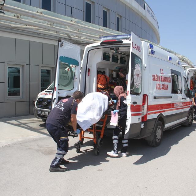 Konya'daki trafik kazasında 4 kişi yaralandı