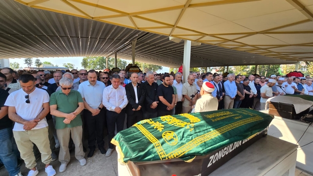 Zonguldak Belediye Başkanı Erdem'in vefat eden babası son yolculuğuna uğurlandı