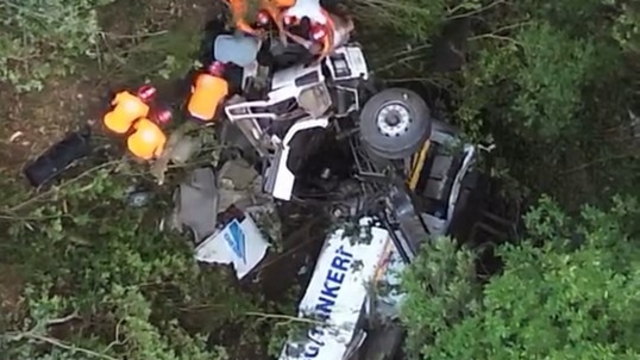 Bursa'daki yangın bölgesi dronla görüntülendi; 1 ölü, 2 yaralı (13)
