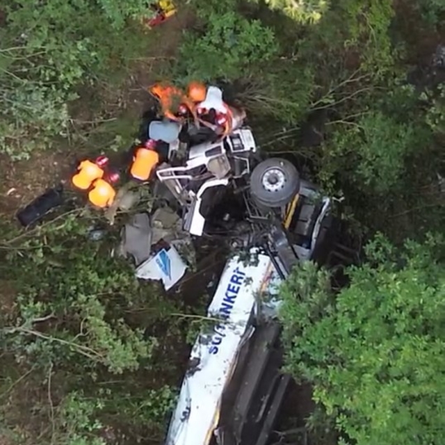 Bursa'daki yangın bölgesi dronla görüntülendi; 1 ölü, 2 yaralı (13)