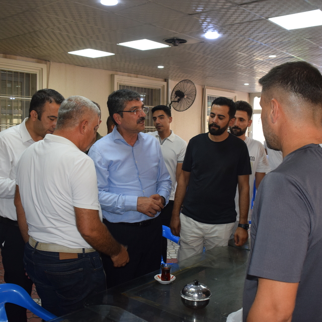 AK Parti Batman Milletvekili Nasıroğlu'ndan hastalara ziyaret