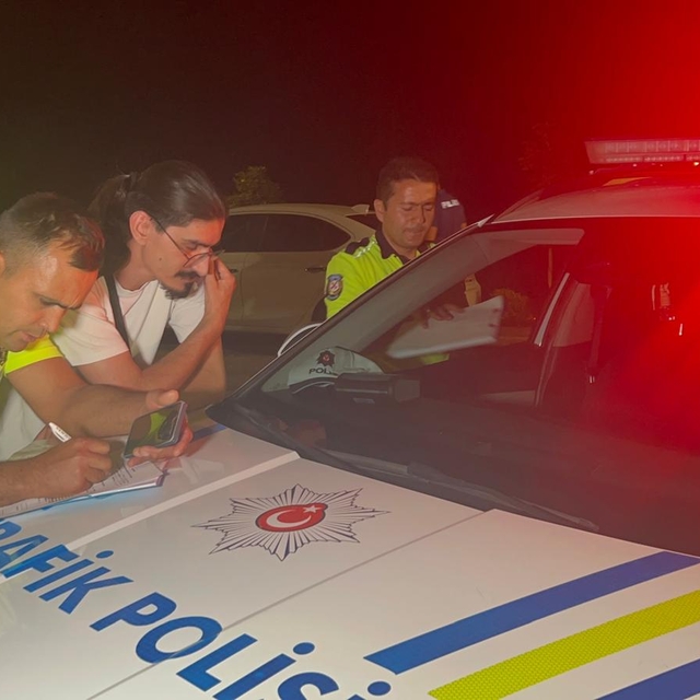 Nevşehir'de polisin "dur" ihtarına uymayan sürücü kovalamacayla yakalandı