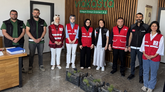Kastamonu'da fabrika sahiplerinin bağışladığı fidanlar okul bahçelerinde yeşerecek
