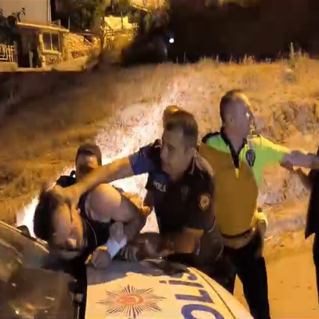 Bursa'da orman yangınını çıkaran şüpheli, ellerini yakıp, telefonunu düşürm...