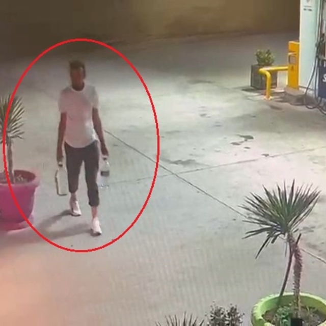 Bursa'da orman yangınını çıkaran şüpheli, ellerini yakıp, telefonunu düşürm...