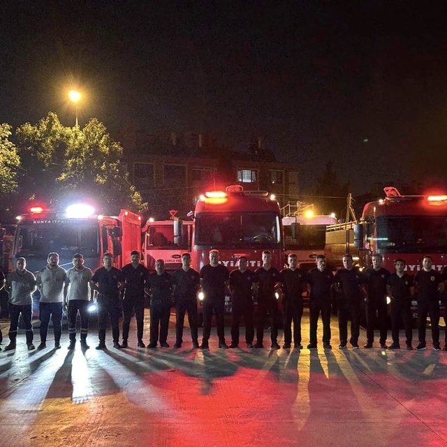 Bursa'da çıkan orman yangınlarına müdahale için Konya'dan destek ekip gönde...