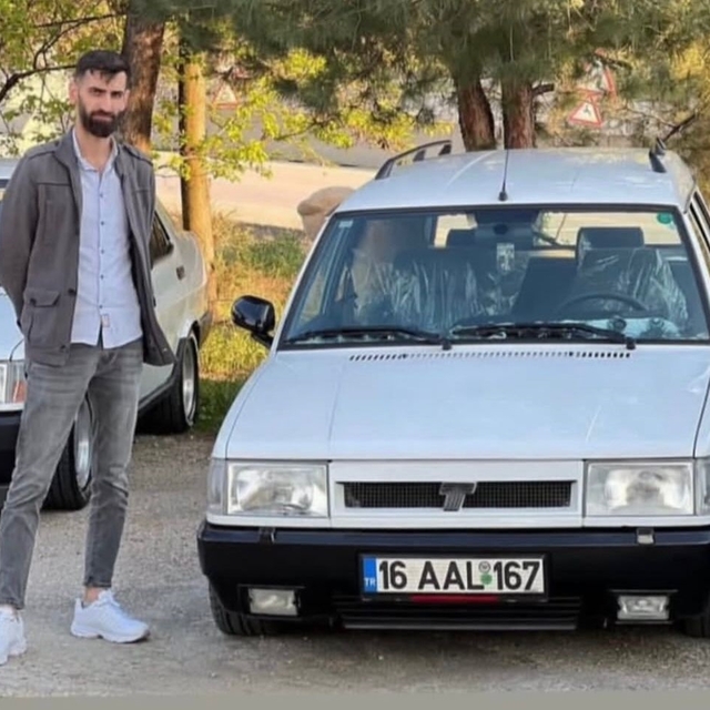 Yangına su götürdükleri tankerin devrildiği kazada ölen 2 kişi toprağa veri...