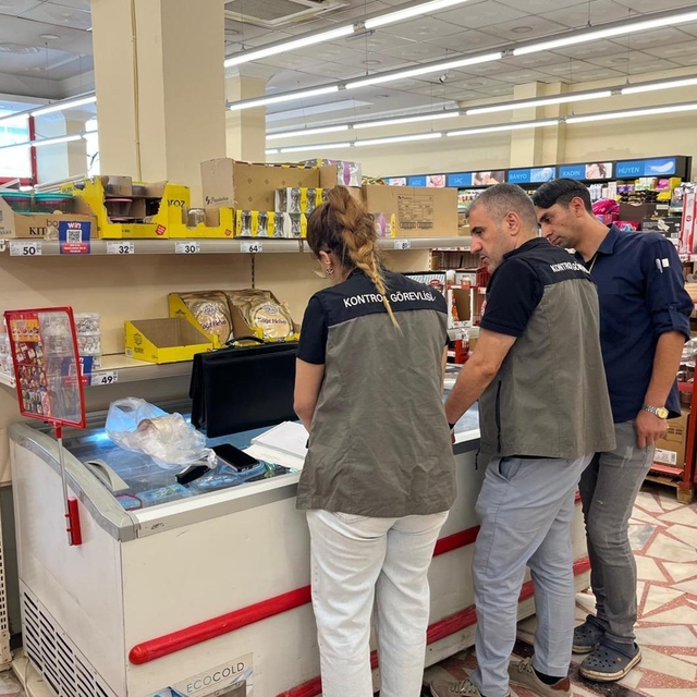 Siirt'te marketlerde denetim yapıldı