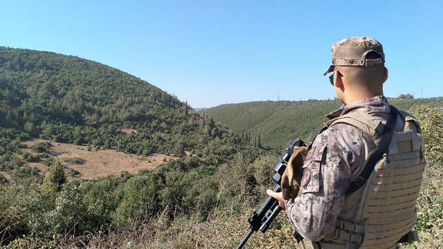 Kocaeli'de ormanlık alanda mangal ateşi yakan 58 kişiye idari para cezası verildi