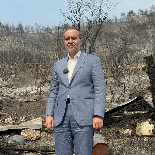 Erbakan: Türkiye'nin 25 bölgesinde birden yangınların olması bizleri şüphel...