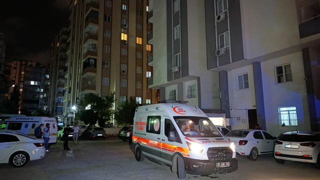Baba, tartıştığı kızı ve eşini öldürüp intihar etti; kız çocuk ise kaçarak kurtuldu (2)- Yeniden