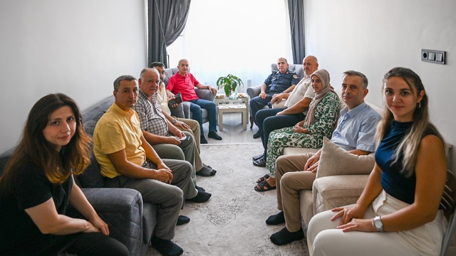 Kırklareli Valisi Turan, "Aile Yılı" kapsamında ziyaretlerini sürdürüyor