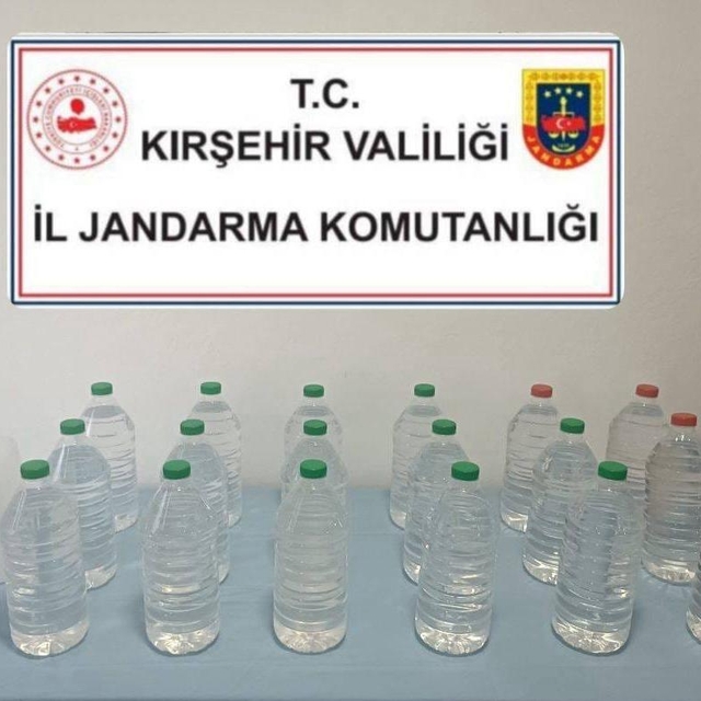 Kırşehir'de 48 litre etil alkol ve 1 litre kaçak votka ele geçirildi