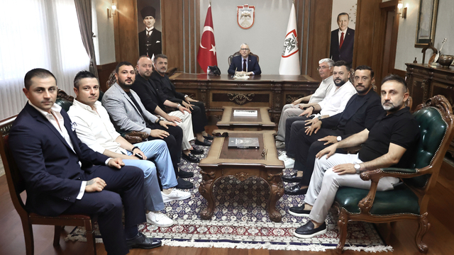 Sivasspor, yönetimi Vali Şimşek'i ziyaret etti