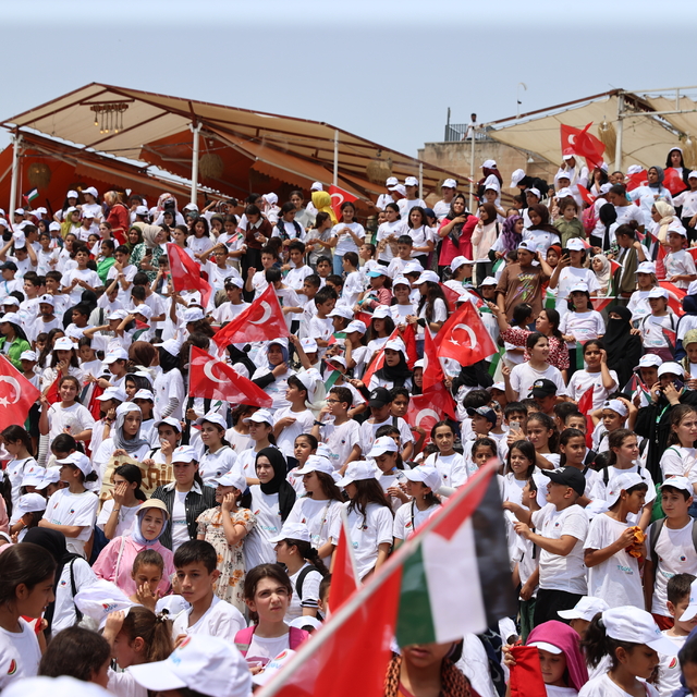 Şanlıurfa'da çocuklar Gazzeli yaşıtları için toplandı