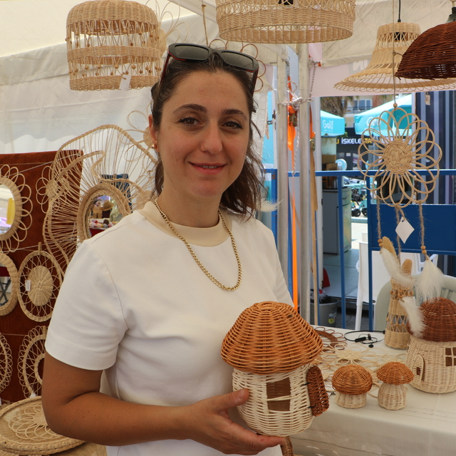 Bambu çubuklarından ürettiği ürünler geçim kapısı oldu