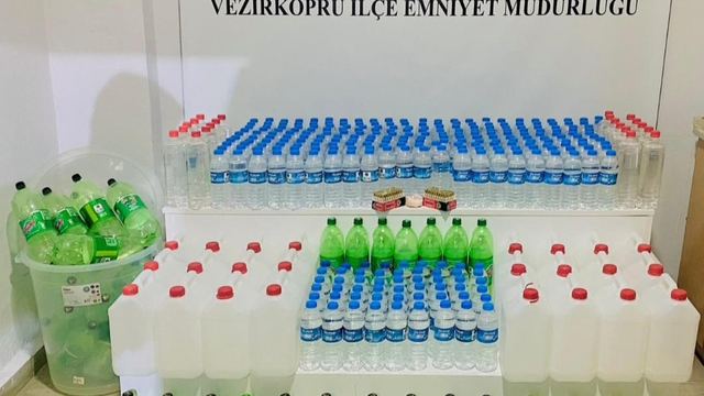 Samsun'da sahte içki operasyonunda 159 litre etil alkol ele geçirildi